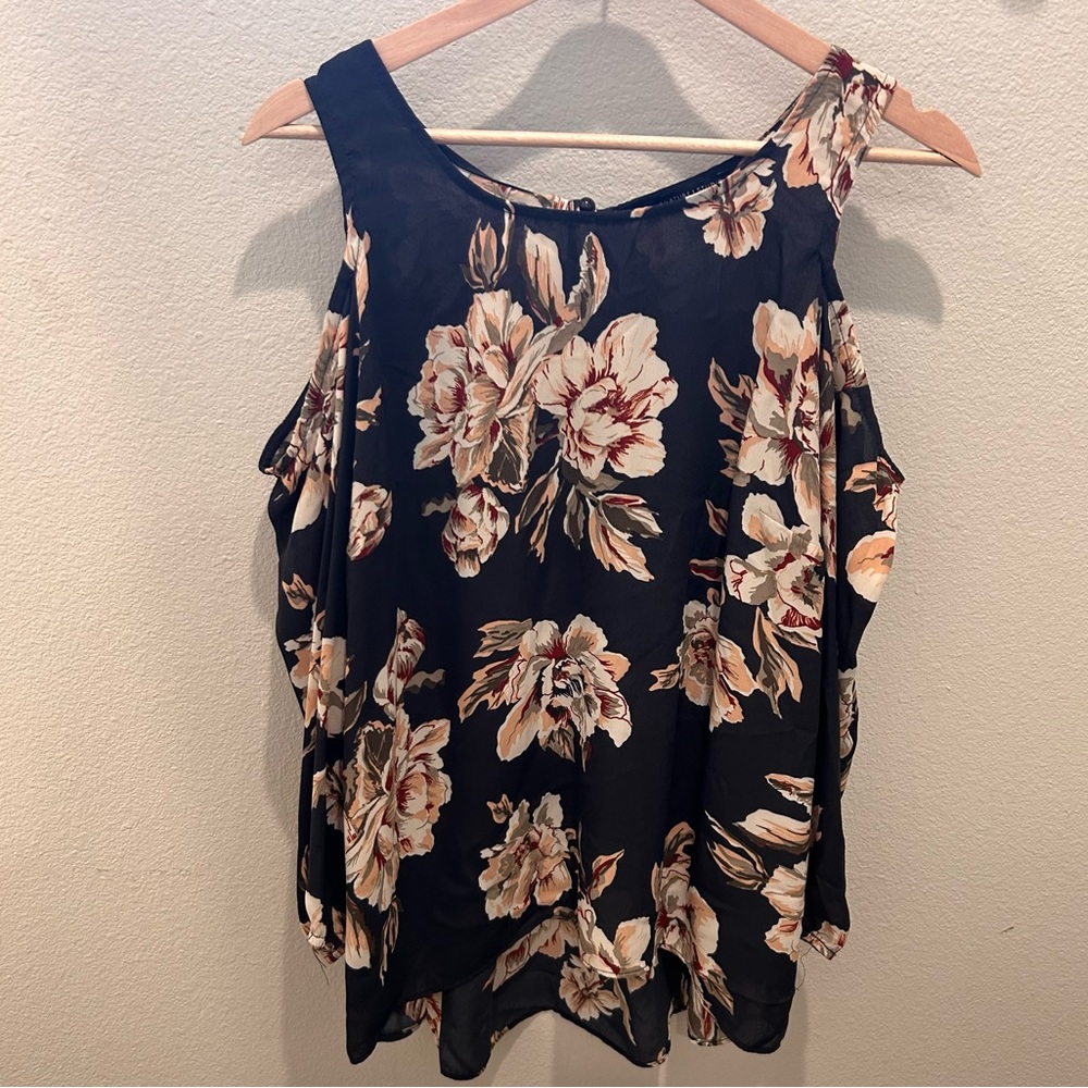 ✨Floral Cold Shoulder Women's‎ Blouse Top Size Large - Picture 2 of 9